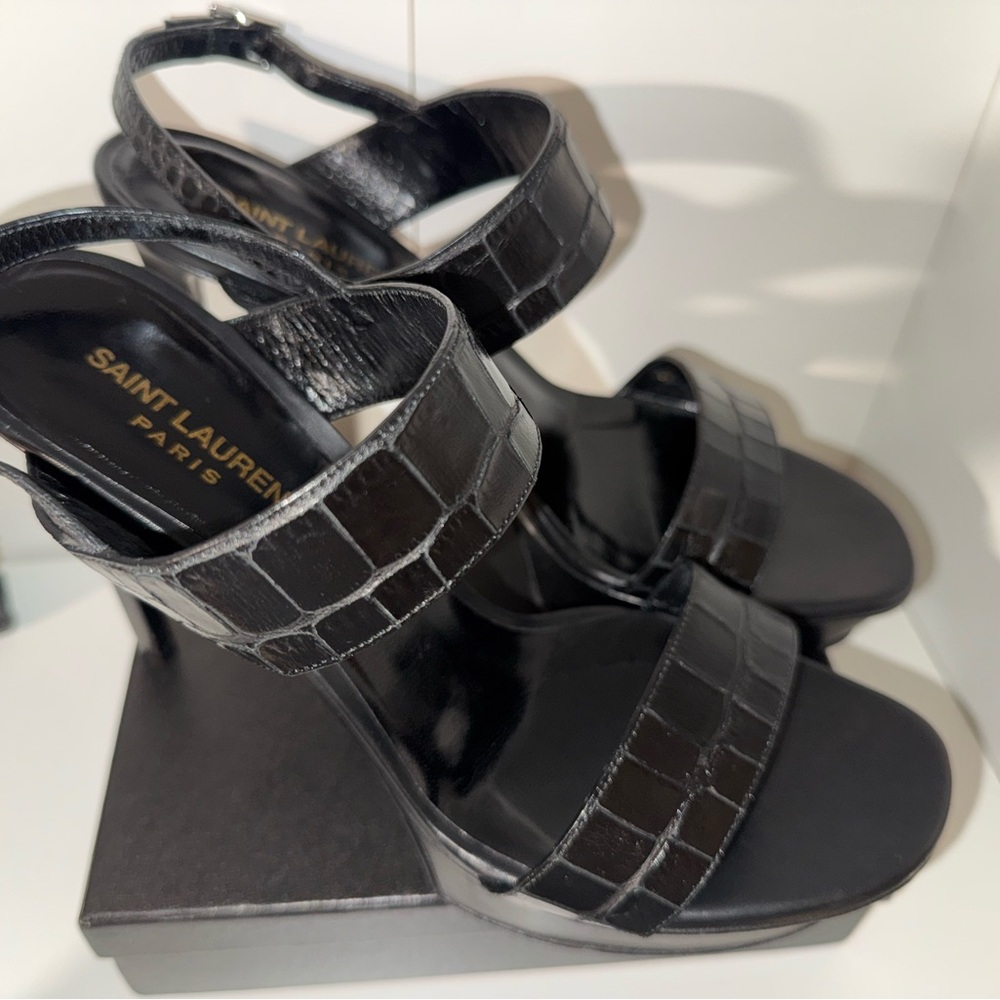 Saint Laurent Black Croc-Embossed Heels